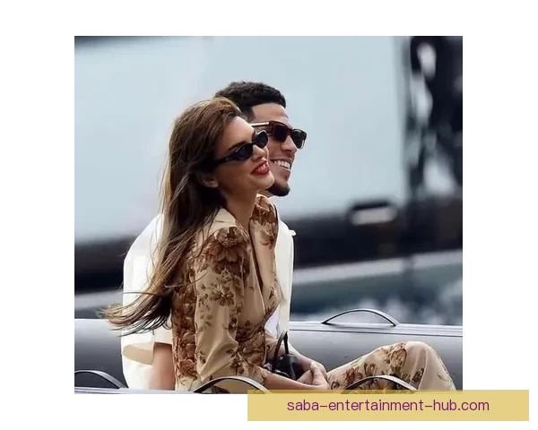 肯豆回关布克暗示关系升温 曾因1月社媒互动引发关注